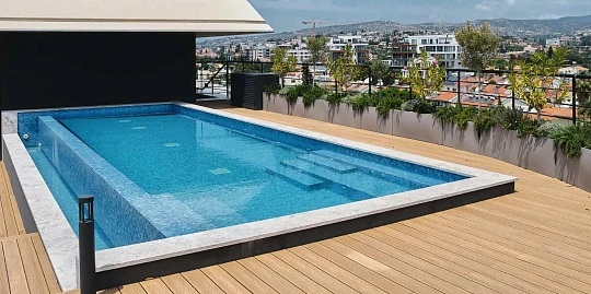 Новый стильный жилой комплекс с бассейном и тренажерным залом в 250 метрах от пляжа, Агиос Тихонас, Кипр