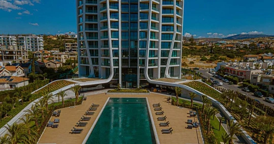 Высотная резиденция с бассейнами, теннисным кортом и подземной парковкой в 300 метрах от моря, Гермасогейя, Кипр