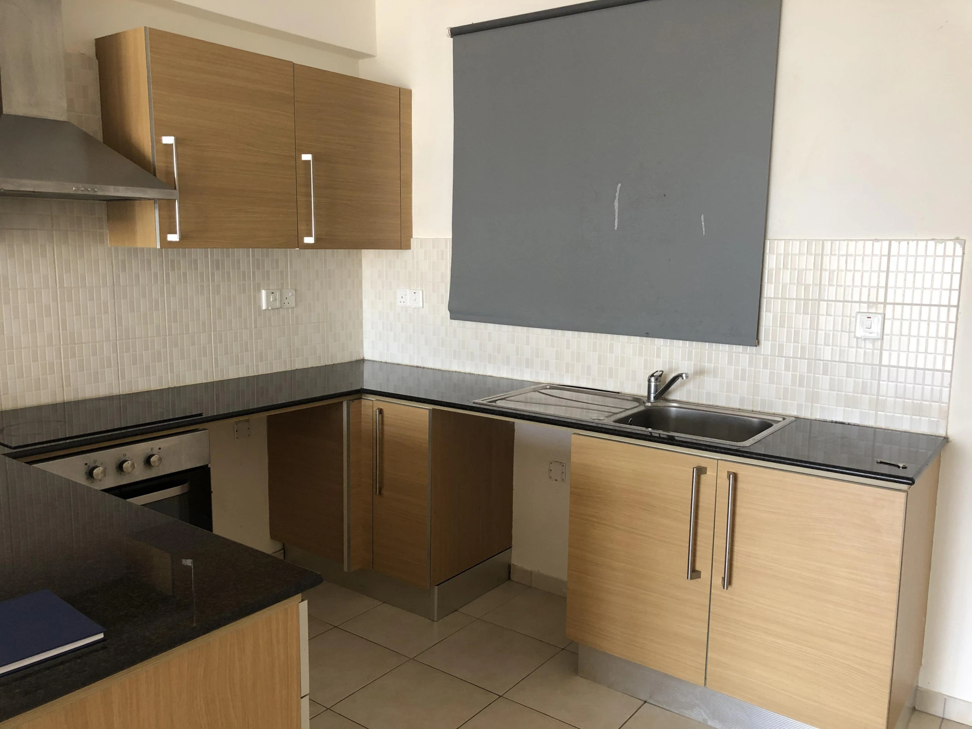 Элитная резиденция с тремя бассейнами и видом на море, Терсефану, Ларнака, Кипр Элитная резиденция с тремя бассейнами и видом на море, Терсефану, Ларнака, Кипр