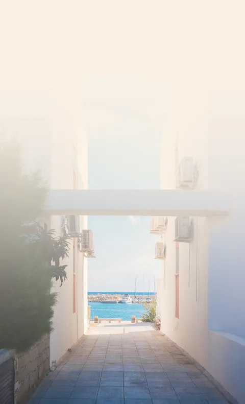 Думаете о приобретении недвижимости на Кипре?